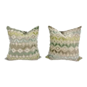 Late 20th Century Pair of Vintage Velvet Zig Zag Pattern Pillows