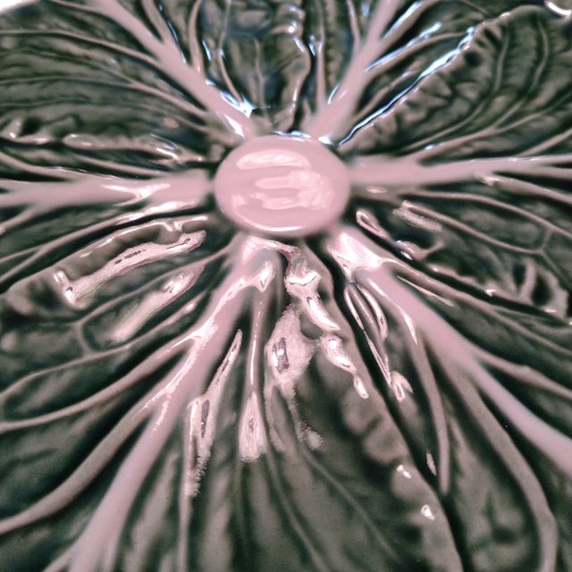 1990s Vintage Bordallo Pinheiro Green Cabbage Majolica Dish Plate Large 12” For Sale - Image 5 of 5