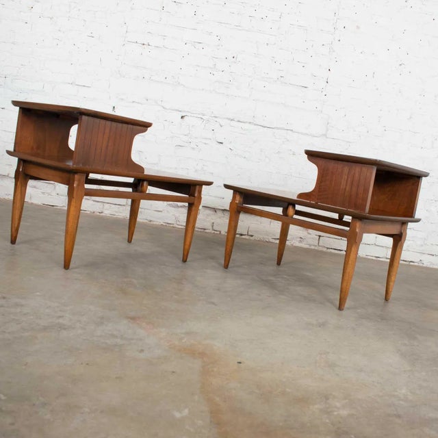 Wood Mid-Century Modern Step End Tables With Inlaid Walnut Burl Style #1927 by Lane - A Pair For Sale - Image 7 of 12