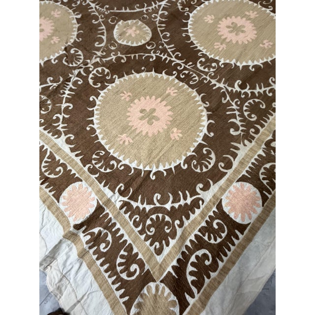 Textile Large Cotton Suzani From Samarkand Uzbekistan, 1930s Suzani Terracotta Wall Hanging Tapestry - Neutral Uzbek Bedspread For Sale - Image 7 of 12