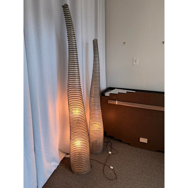 80s Pair of Vintage Post Modern Turkish Fiberglass and Rope Abstract Sculptural Floor Lamps - Set of 2 For Sale - Image 10 of 12