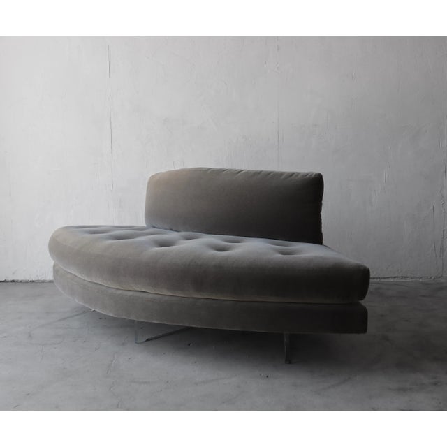 Textile Rare Pair of Curved Omnibus Sofas by Vladimir Kagan For Sale - Image 7 of 9
