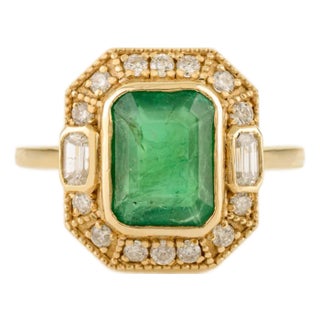 2.28 Ct Octagon Emerald Statement Ring in 14k Gold Halo Diamonds Size 5 For Sale