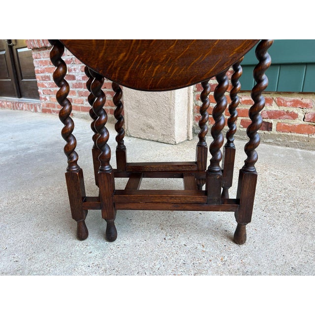 Antique English Petite Drop Leaf Table Barley Twist Gateleg Tiger Oak C1920 For Sale - Image 15 of 18