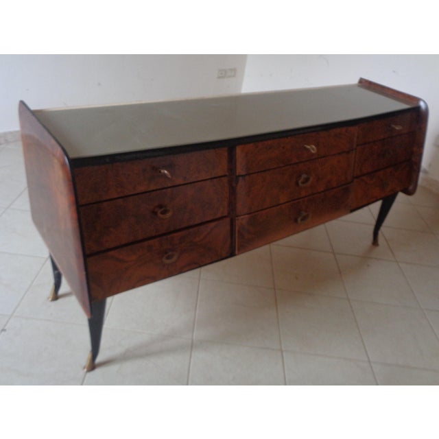 Black Chest of Drawers with Mirror Primavera 57 Series in Briarwood and Brass by Osvaldo Borsani for Atelier Borsani Varedo, 1957 For Sale - Image 8 of 17