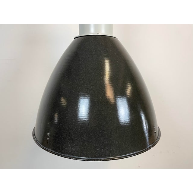 Large Industrial Pendant Lamp in Enamel Factory from Elektrosvit, 1960s For Sale - Image 4 of 14