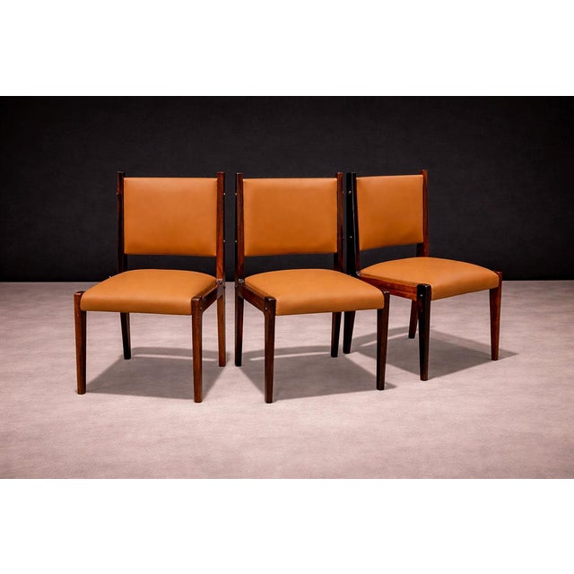 Dining Chairs in Rosewood & Leather, Sergio Rodrigues for Bloch, 1960s - Lot 291-883 For Sale - Image 13 of 15