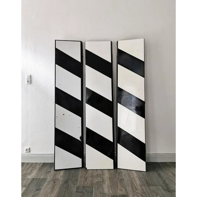 Large Signal Sign in Enamel, Germany, 1970s For Sale - Image 9 of 9