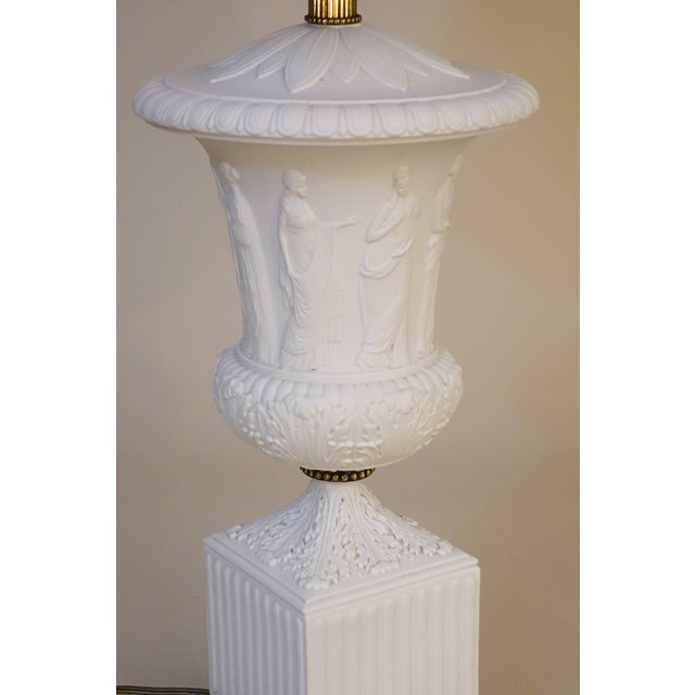 White Xlarge Paul Hanson Neoclassical Modern Hollywood Regency Bisque Ceramic Marble Brass Table Lamp 1960's Italy For Sale - Image 8 of 13