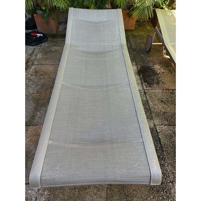 Knoll Knoll Richard Schultz 1966 Adjustable Chaise Lounge - Light Bronze – Set of 2 For Sale - Image 4 of 6