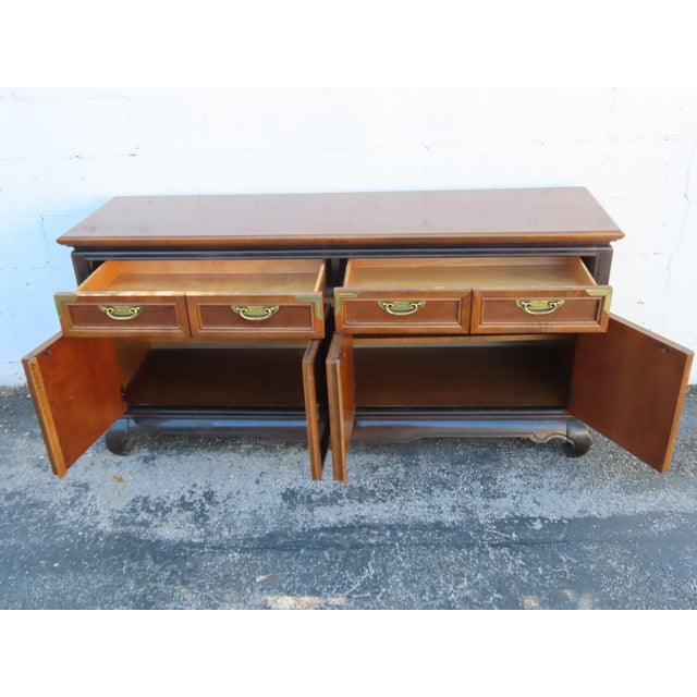 Broyhill Hollywood Regency Long Low Dresser Sideboard Media Cabinet 6353 For Sale - Image 9 of 18