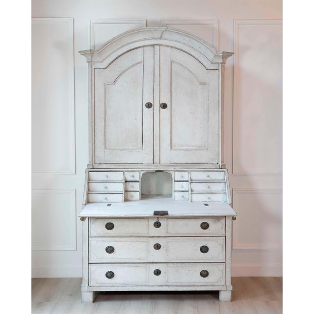 18th century Swedish Gustavian secretary cabinet For Sale - Image 14 of 15