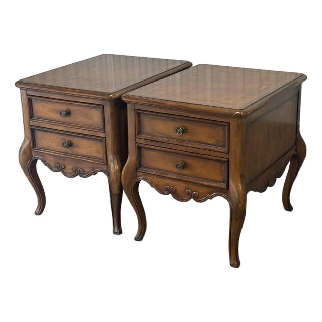 Late 20th Century Thomasville Louis XV End Tables / Nightstands For Sale