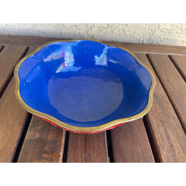 1960s Mid Century Chinese Red Cinnabar Lacquerware & Brass Rim Scallup Landscape Bowl For Sale - Image 5 of 6