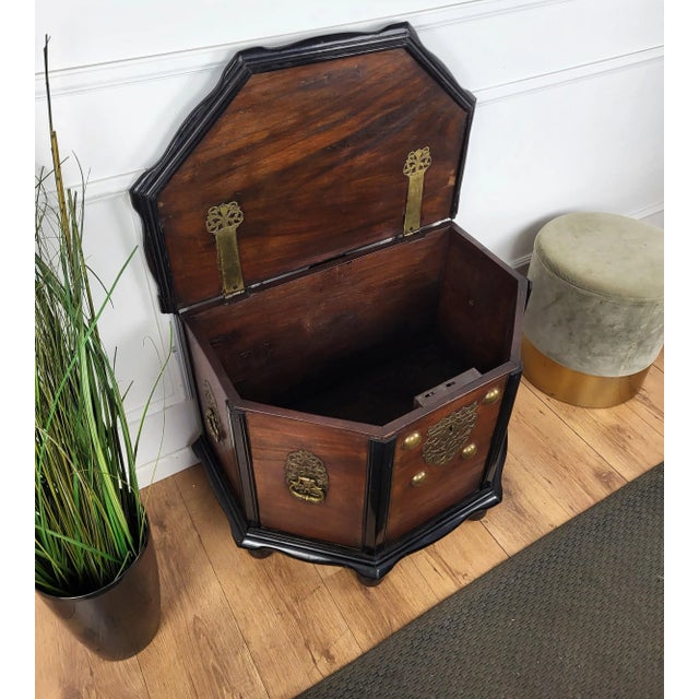 1950s Italian Brass Wood Chest Trunk, 1950s For Sale - Image 5 of 9