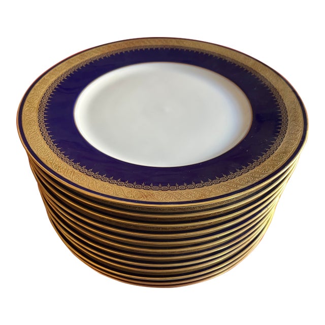 German Cobalt Blue and White Porcelain Dinner Plates With Gold Rims by Hohenberg Ware Hutschenreuther Bavaria - Set of 12 For Sale