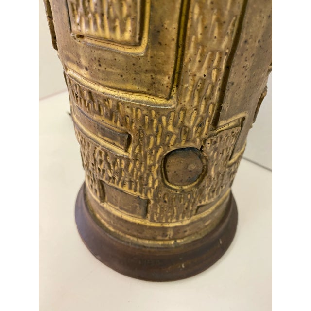 Ceramic Brutalist Sculptural Mid-Century Modern Pottery Table Lamp For Sale - Image 7 of 7