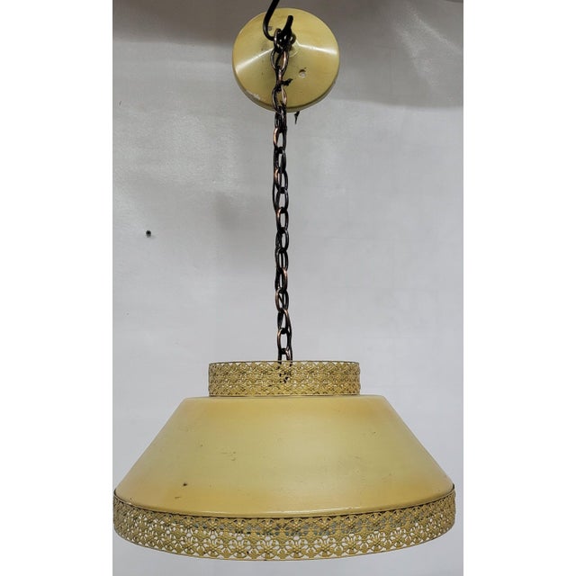 1950s Vintage Farmhouse Cottage Core Yellow Gold Tole French Filagree Metal Hanging Ceiling Kitchen Light For Sale - Image 5 of 11