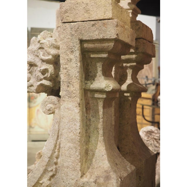 French Rare Set of Circa 1700 French Chateau Staircase Baluster Terminals in Limestone For Sale - Image 3 of 18