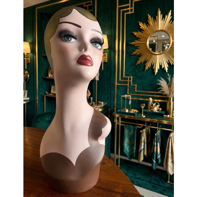 Plastic Art Deco Mrs. Chicago Table Mannequin, 1990s For Sale - Image 7 of 7
