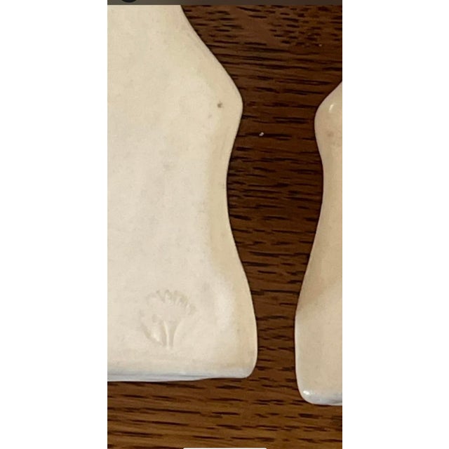 Ivory Pair of 1929 Cowan Art Pottery Bonnet Girl Bookends #521 For Sale - Image 8 of 9