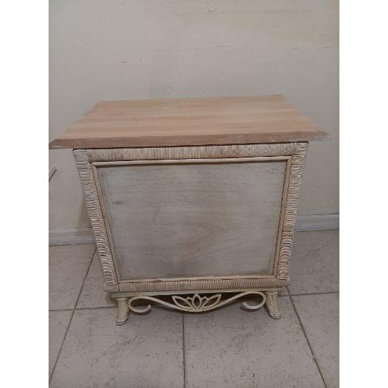 Coastal 1980s Nightstand Whitewash Wood Wicker Metal Detail Coastal Style For Sale - Image 3 of 7