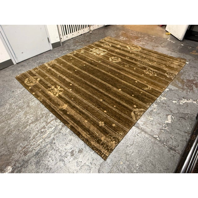 Design Plus Gallery presents the 7ft 8in x 9ft 6in Qing Collection Hand-Knotted Wool & Viscose Rug. This rug showcases an...
