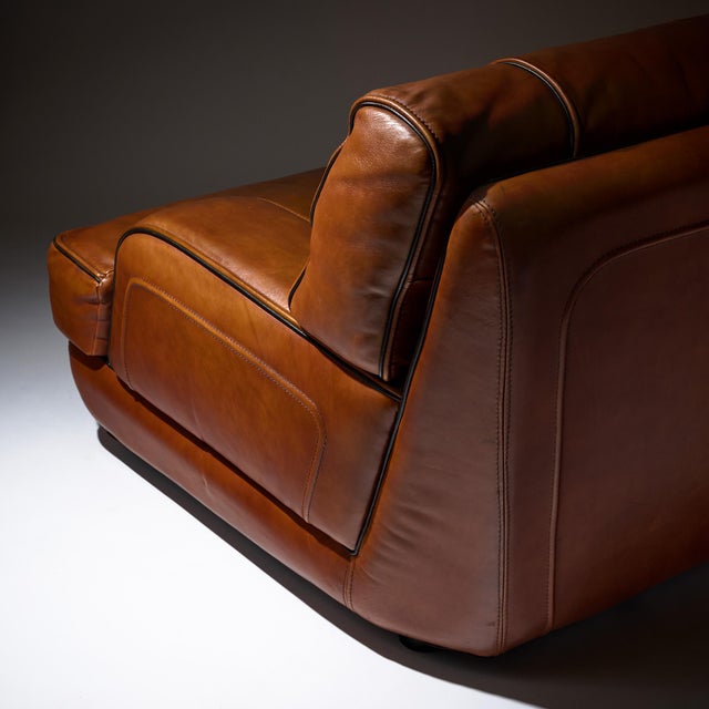 Italian Modernist Cognac Large Two Seat Leather Sofa For Sale In Austin - Image 6 of 9