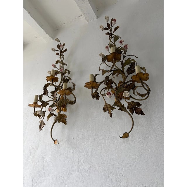 Italian Big Wrought Iron Sconces 3 Lights Roses in Pink & White, C 1900 For Sale - Image 3 of 9