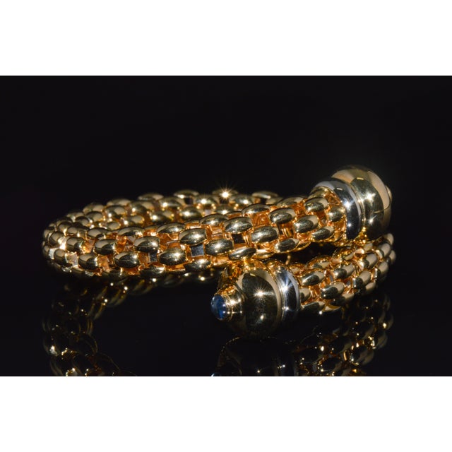 Late 20th Century Rare Fope Flex’it Blue Sapphire Woven Wrap Bangle Bracelet in 18k Yellow & White Gold For Sale - Image 15 of 17