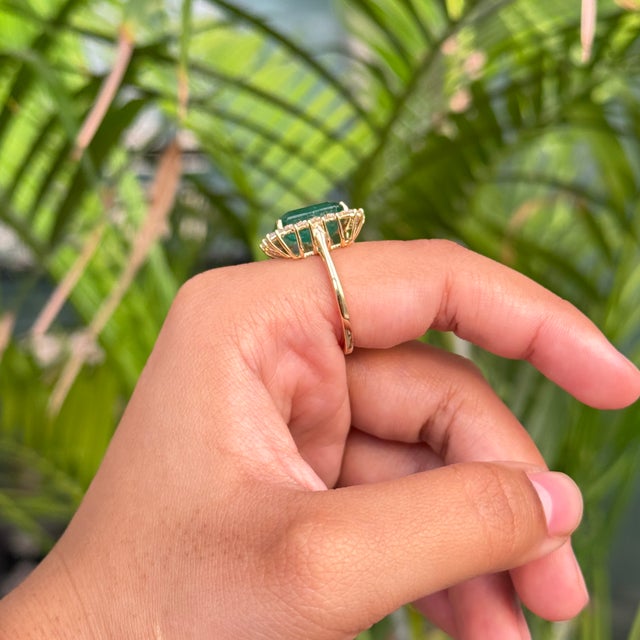 Certified 7.45Ct Zambian Emerald & 1.01Ct Diamond Halo Ring in 14k Yellow Gold Size 6 For Sale - Image 11 of 17