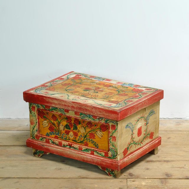 Small Folk Art Chest, 1930s For Sale - Image 11 of 11