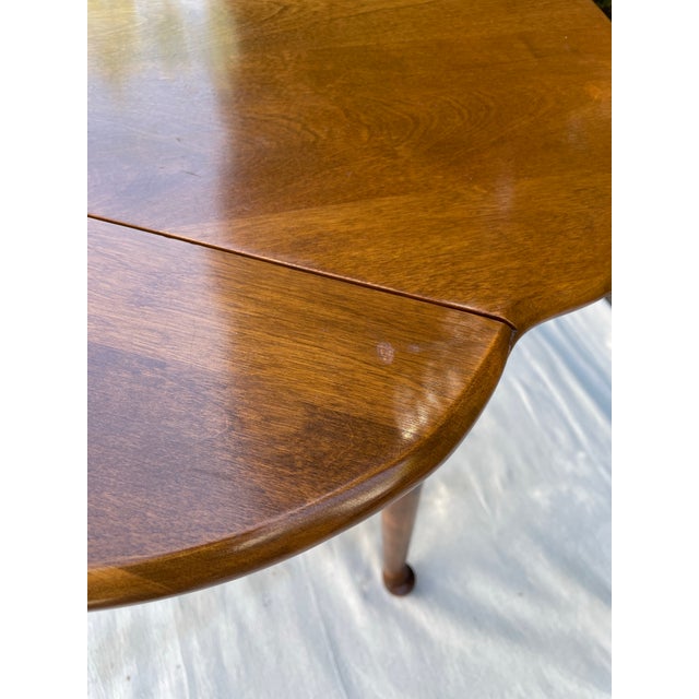 Late 20th Century Ethan Allen Heirloom Nutmeg Maple Trefoil Drop Leaf Table, Model #0871 For Sale - Image 9 of 11