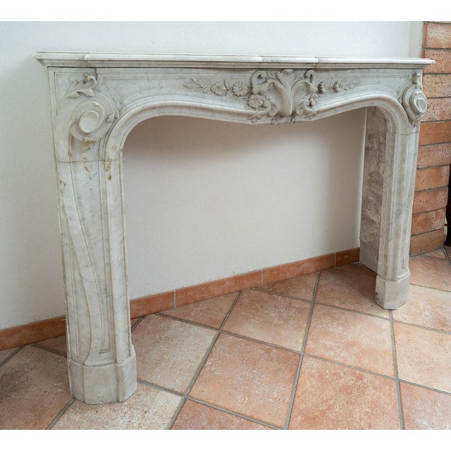 Antique Louis XV Style Fireplace in White Carrara Marble, Early 19th Century For Sale - Image 4 of 8