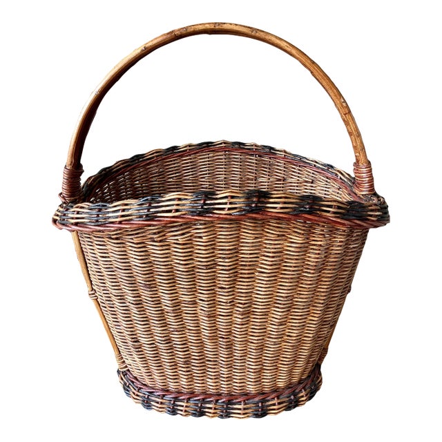 Late 20th-Century Stylish Rattan & Willow Pedestal Base Basket For Sale