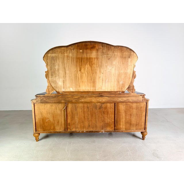 Italian Late Baroque Rococo Sideboard in Walnut from La Permanente Mobili Cantù, 1920 For Sale - Image 16 of 17