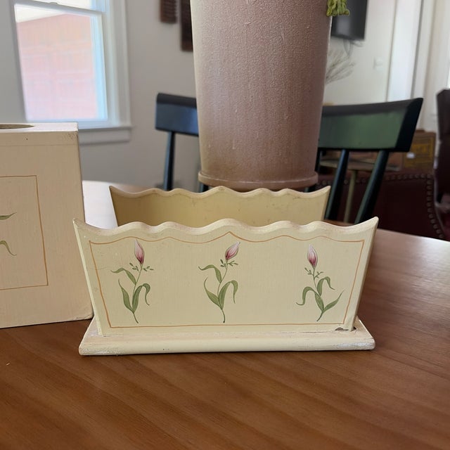 Hand Painted Les Artisans De Provence Wastebasket Tissue Box Hand Towel Bathroom Set For Sale - Image 4 of 6