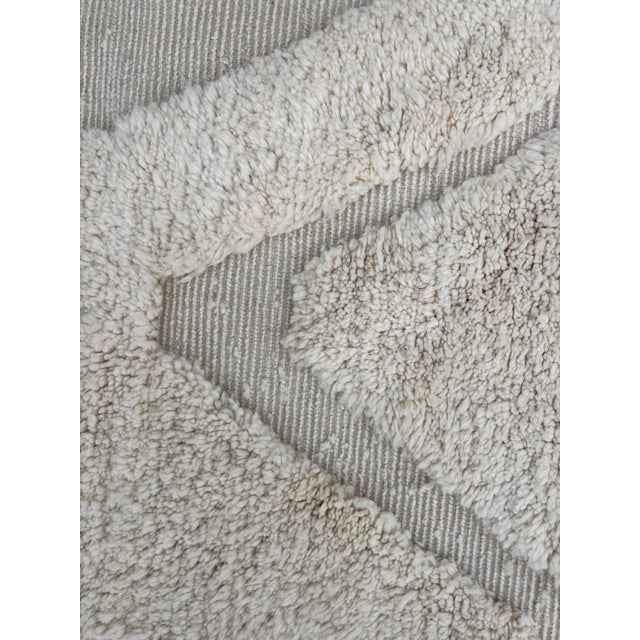 Mid-Century Modern Modern Moroccan Beni Ouarain For Sale - Image 3 of 10