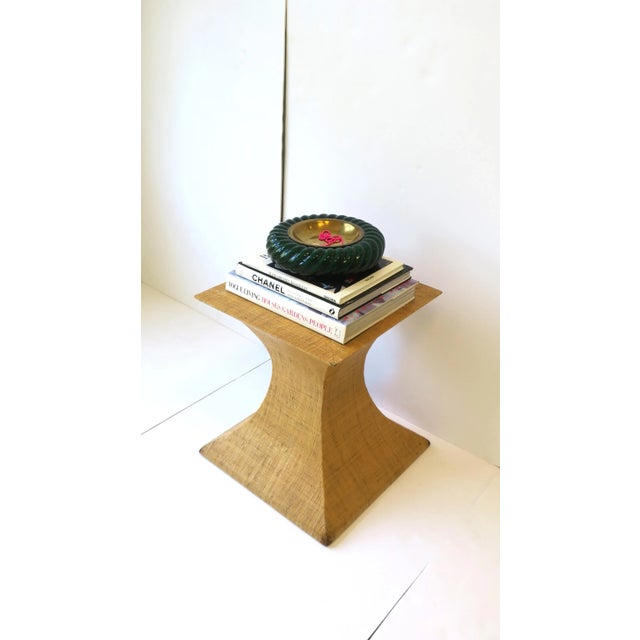 Late 20th Century Pedestal Grasscloth End or Side Table For Sale - Image 5 of 13