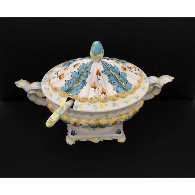 1960s Italian Faience Pedestal Majolica Soup Tureen or Centerpiece With