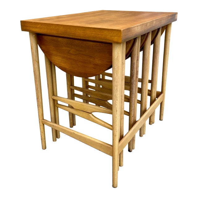 Mid Century Modern Nesting Tables by Bertha Schaefer for Singer and Sons. Circa 1950s For Sale