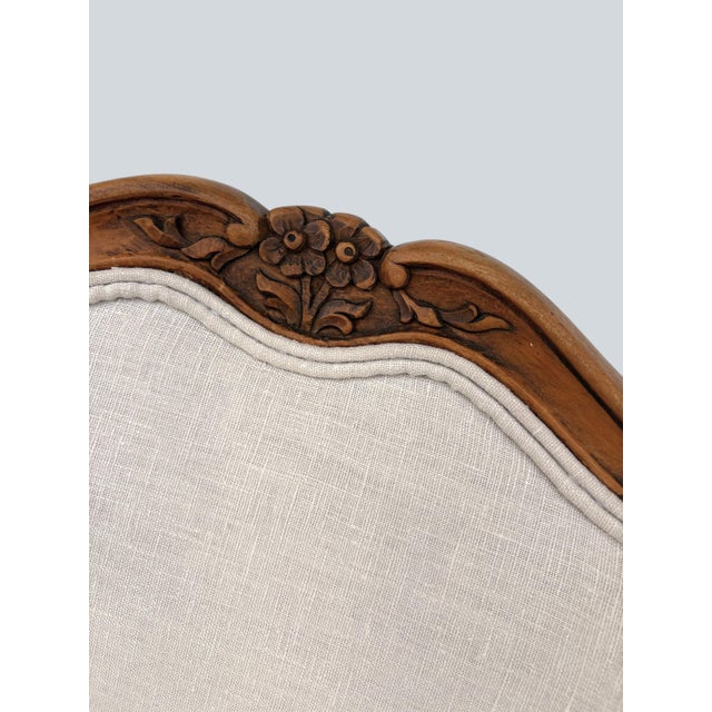 Mid 20th Century Leather Top Game Table With 4 Chairs For Sale - Image 5 of 8