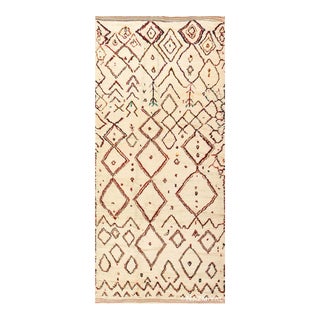 Nazmiyal Collection Vintage Beni Ourain Moroccan Berber Rug For Sale