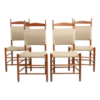 1950s A Set of 4 Shaker Style Dining Chairs For Sale