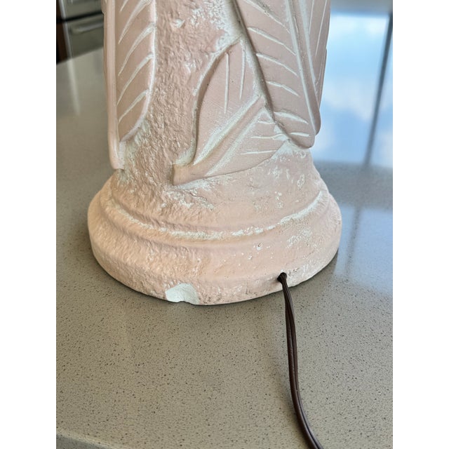 Light Pink Vintage C. 1980s Art Deco Revival Palm Beach Regency Peachy-Pink Plaster Palm Leaf Table Lamp For Sale - Image 8 of 11