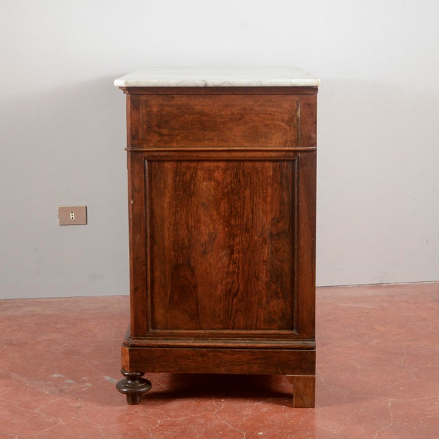 Three-Drawer Walnut Chest of Drawers with White Marble Top, 1800s For Sale - Image 6 of 18