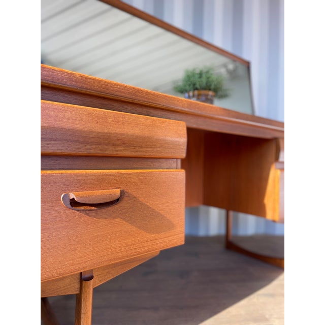 Mid-Century Modern Teak Dressing Table with Mirror by William Lawrence, 1960s For Sale - Image 4 of 18