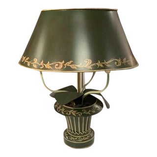 Vintage Brunschwig & Fils Green Tole Lamp For Sale