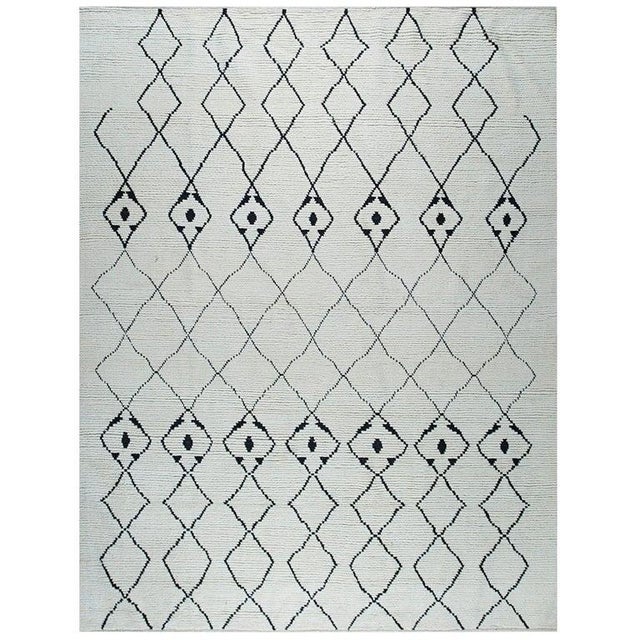 2020s 8x10 Ivory Hand-Knotted Wool Mirrored Diamond Lattice Oriental Modern Carpet Rug For Sale - Image 5 of 6