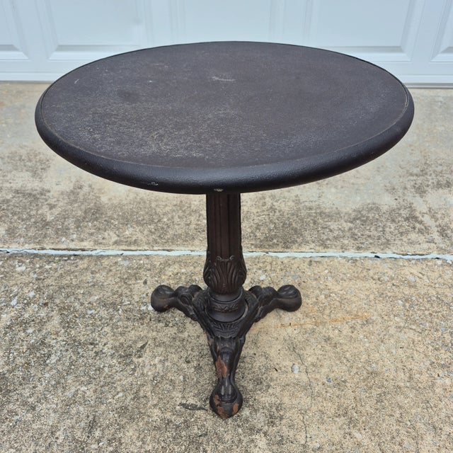 Restoration Hardware 2012 Restoration Hardware 22" French Acanthus Iron Side Table For Sale - Image 4 of 11